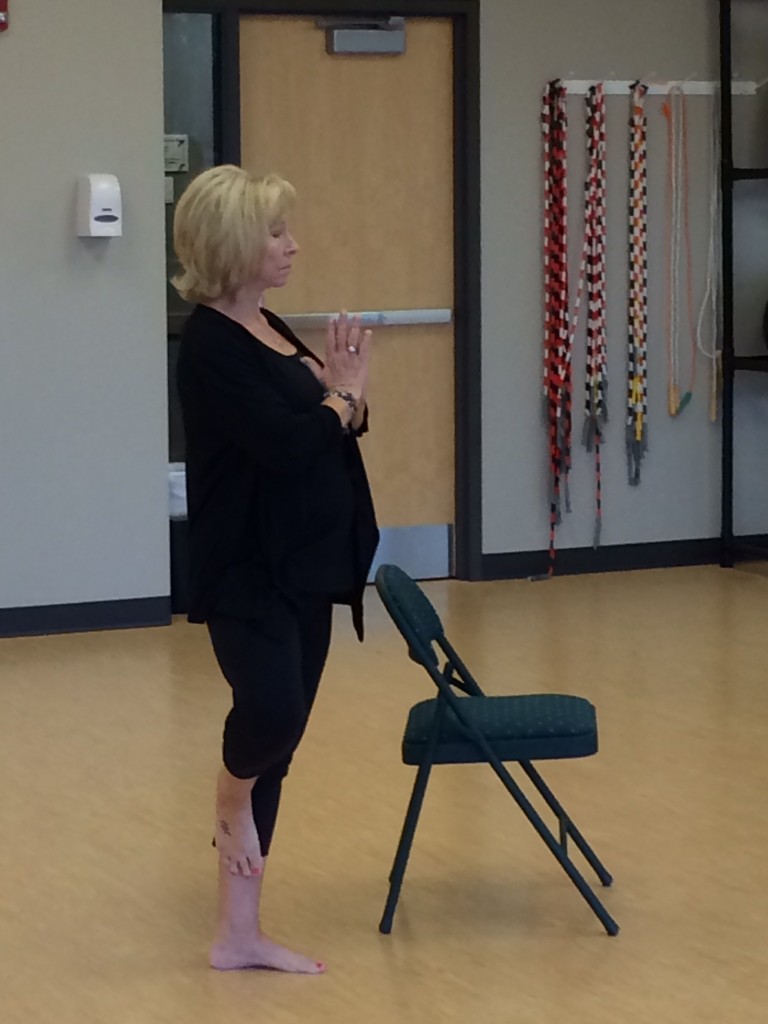 Debi 60, Tree pose